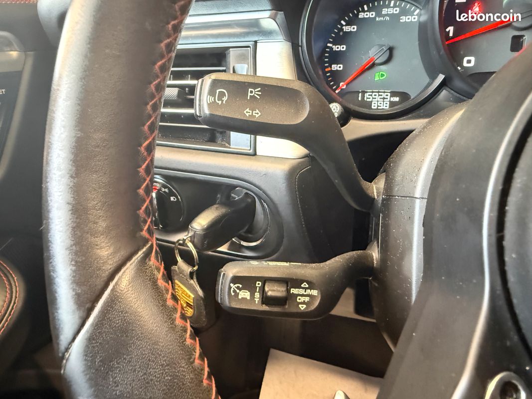Porsche macan turbo 3.0 440ch pdk suivi porsche toit ouvrant cam 360 bose garantie 12mois fr malus payé (image 22)