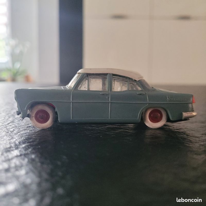 Véhicules miniatures NOREV 1:9 Citroën