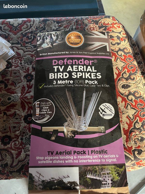 Defender tv aerial bird spikes (image 1)