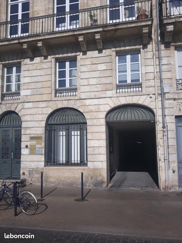 Parking BORDEAUX · 99 €/mois