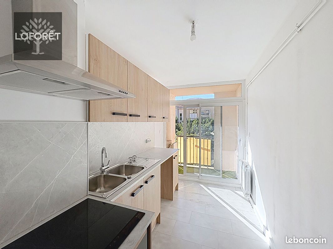 Appartement 3 pièces 61 m² · à Salon-de-Provence · 61 m² · 900 €/mois