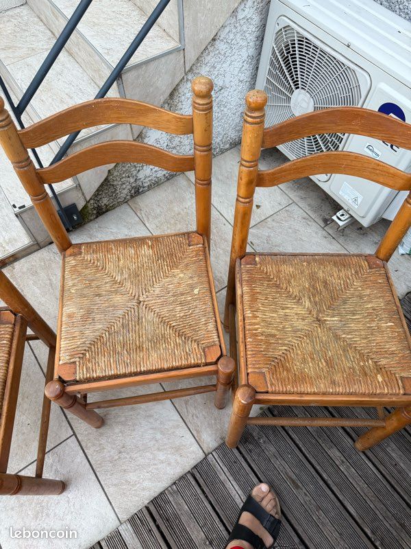 Chaise bois et paille (image 2)