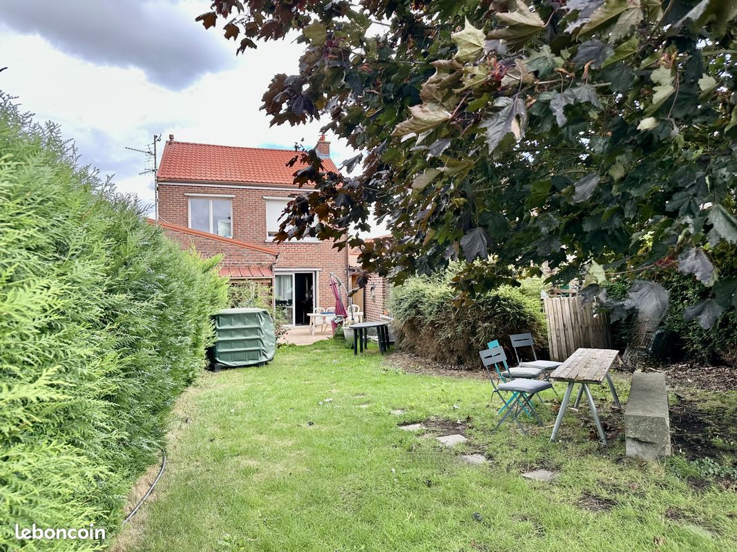 Maison 4 pièces 105 m² · à Estrées · 105 m² · 174 000 €