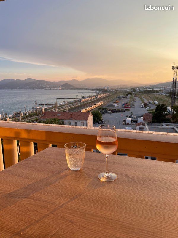 Appartement 1 pièce 23 m² · à Cannes · 23 m² · 690 €