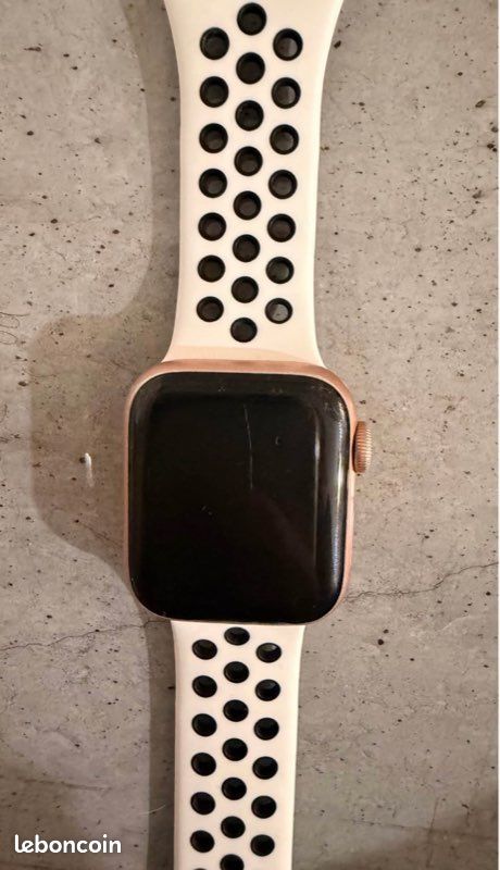 Appel watch (image 1)
