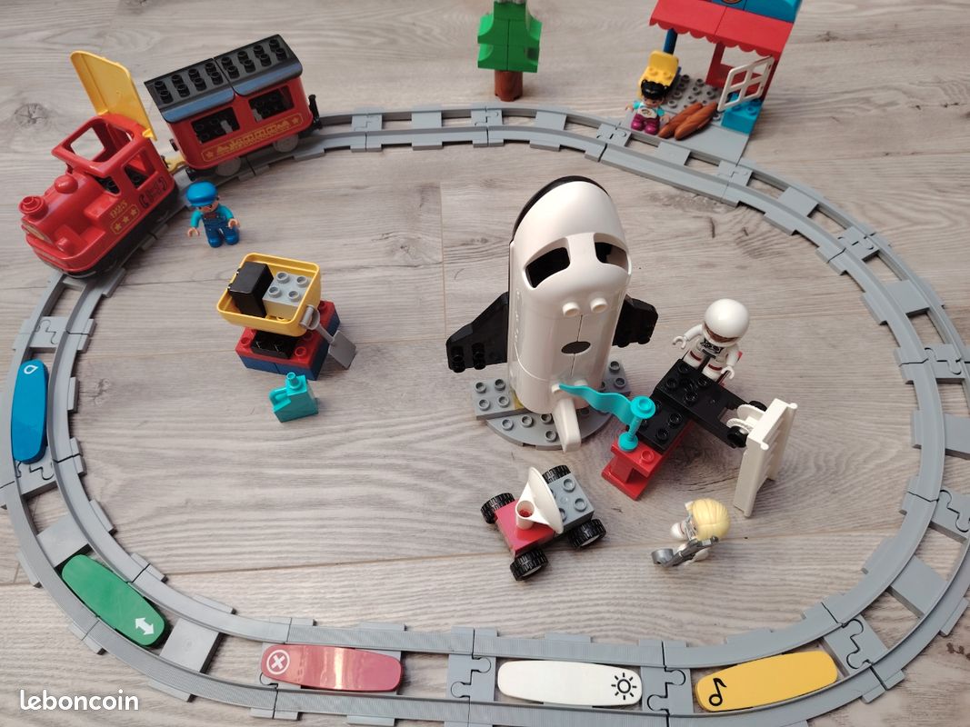 Lego Duplo train et fusée (image 1)