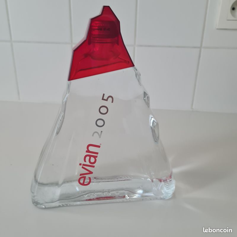 Bouteille EVIAN Collector (image 1)