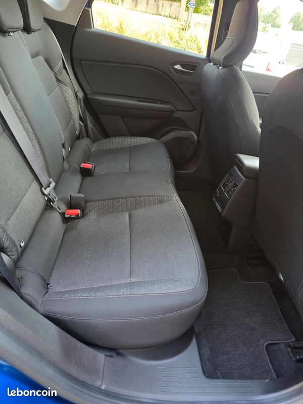 Renault Captur E-Tech 145 Hybride (image 8)