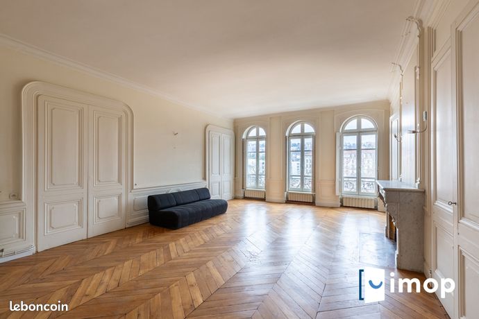 Appartement 3 pièces 114 m²