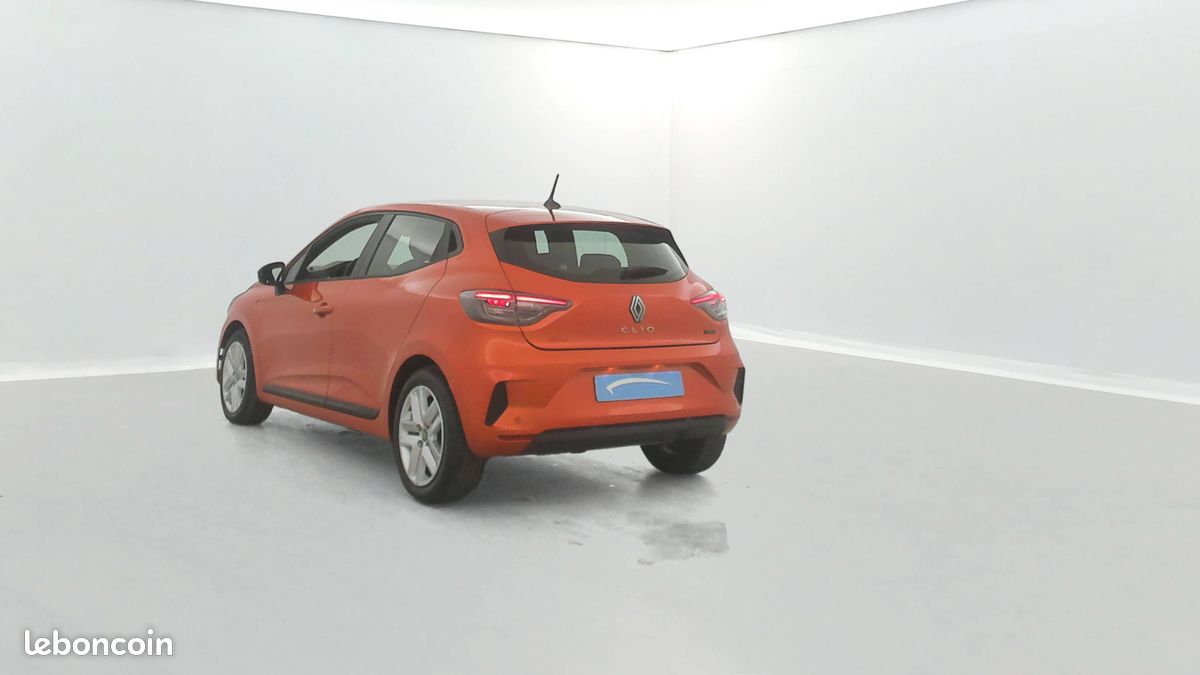 RENAULT Clio E-Tech full hybrid 145 ch GSR2 Evolution (image 3)