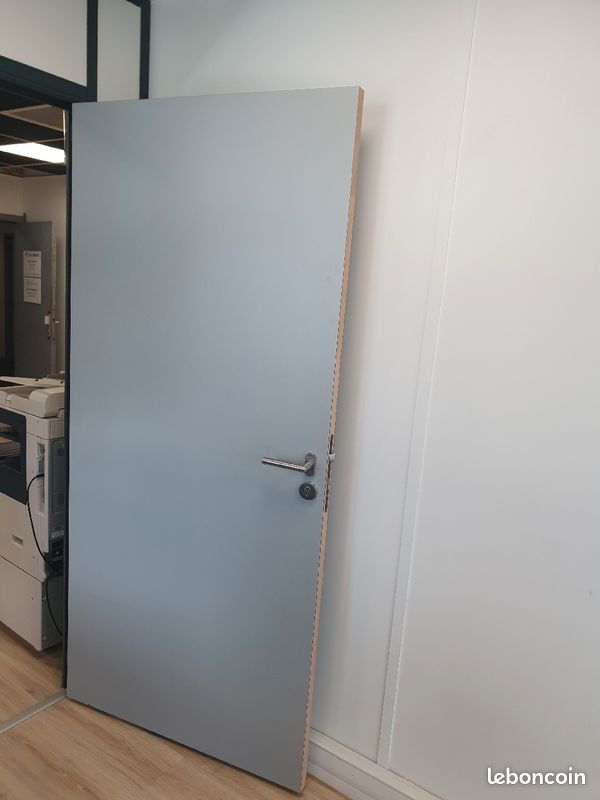 Portes de bureaux en bois grise 90 x 200 (image 1)