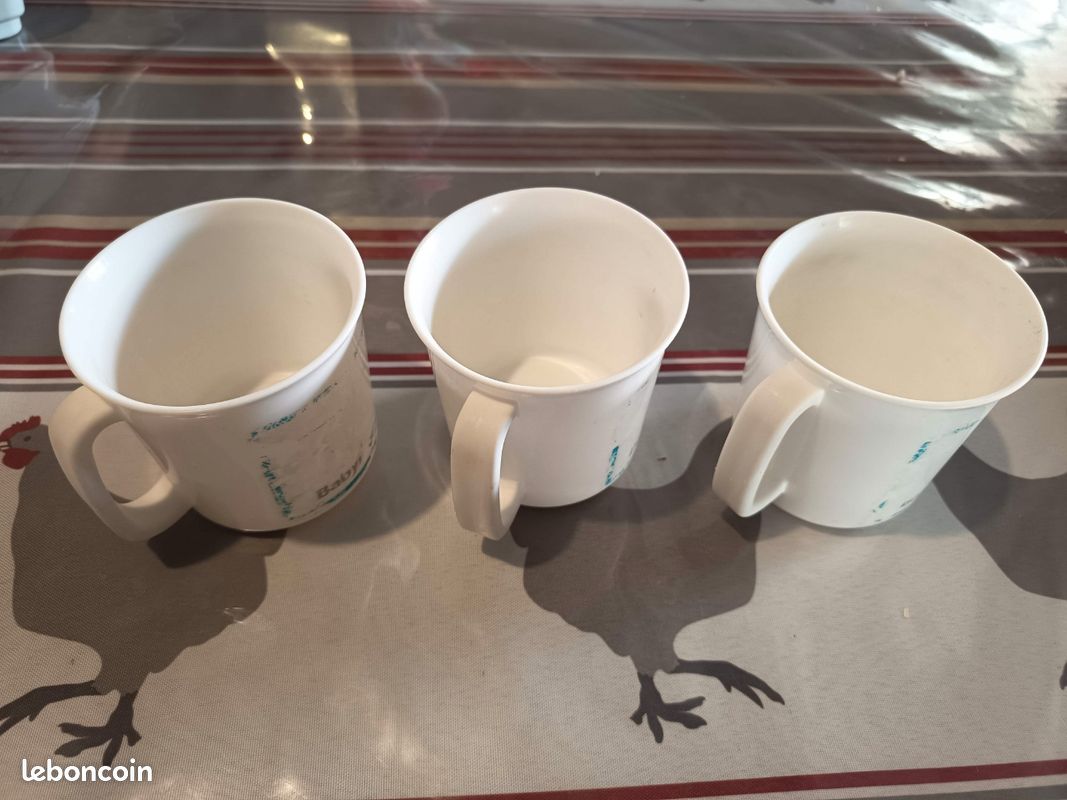 Lot tasses enfant (image 1)