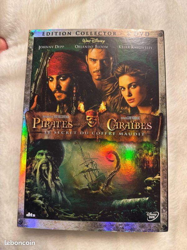 Pirates des Caraïbes le secret du coffre maudit - édition collector 2 dvd (image 1)