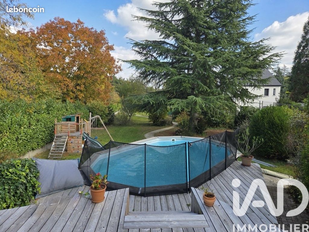 Maison 6 pièces 130 m² · à Saint-Fargeau-Ponthierry · 130 m² · 450 000 €