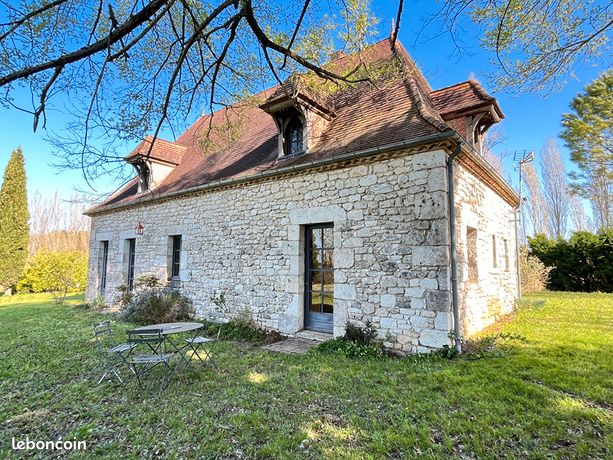 Propriété 4 pièces 131 m²