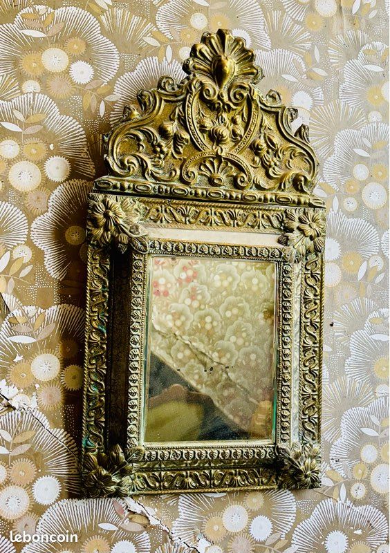Petit Miroir à Poser Laiton Vintage Chehoma – 18 X 13 X 6 Cm – Style Élégant & Biseauté