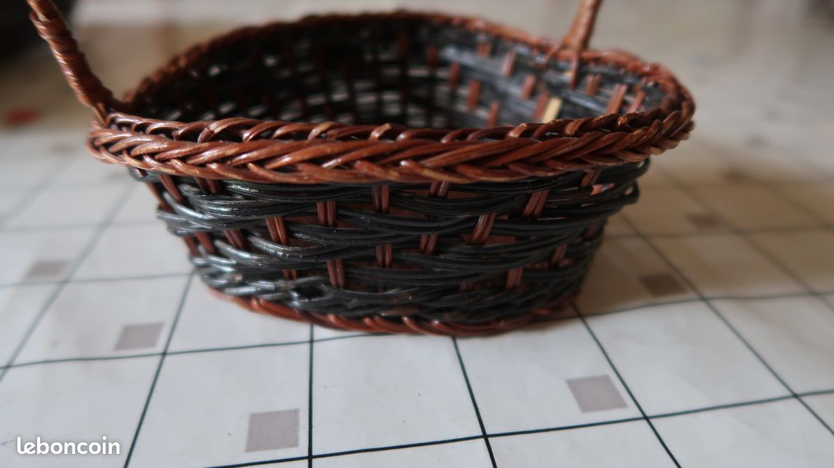 Panier en osier en forme de coeur (image 4)