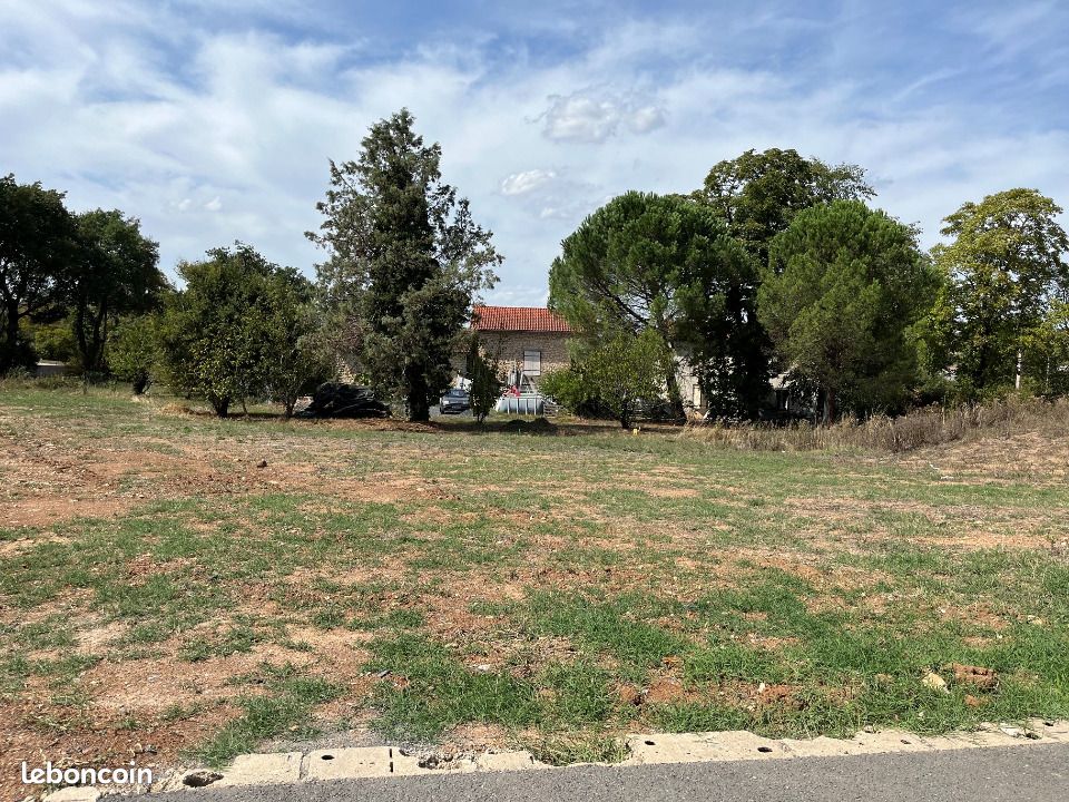 Terrain 685 m² · à Lagrave · 65 000 €