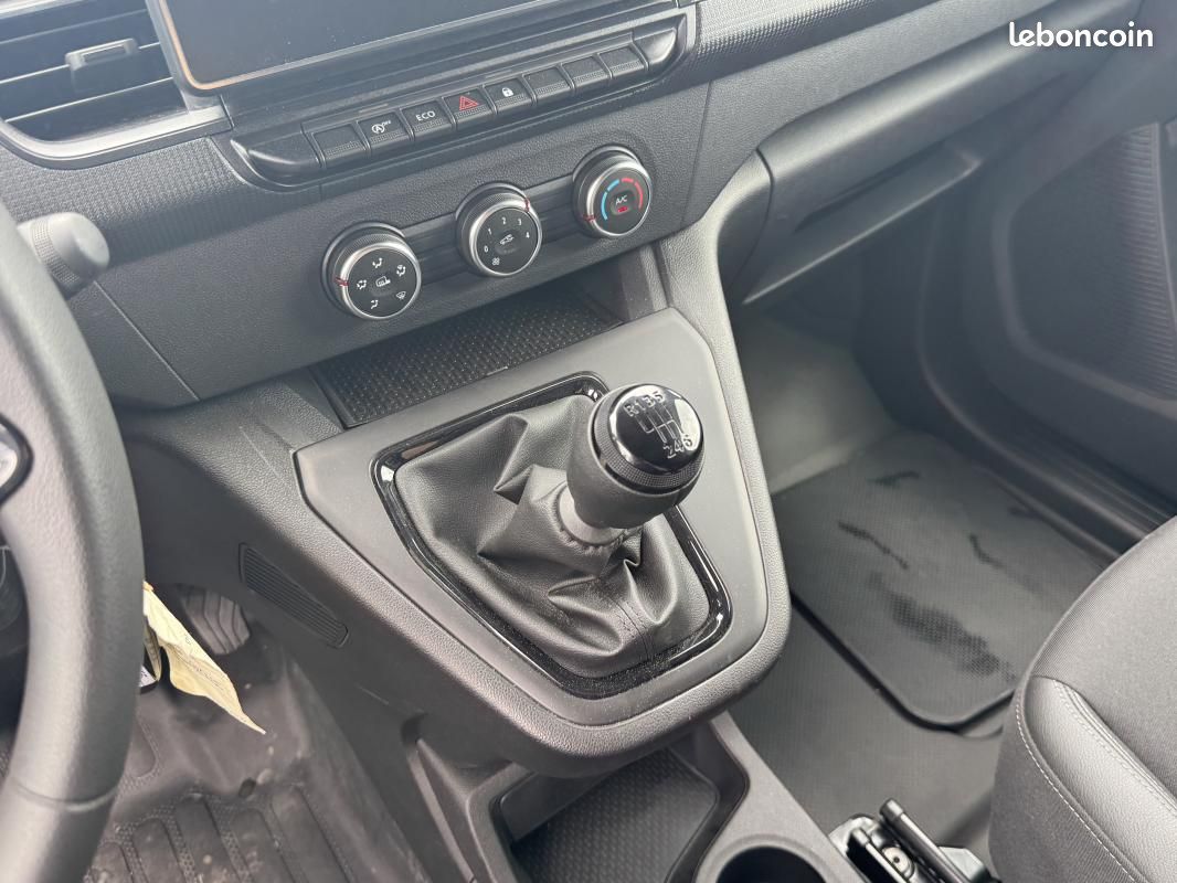 Renault Kangoo Van L2 BLUE DCI 115 GRAND CONFORT - CAISSE ISOTHERME (image 10)
