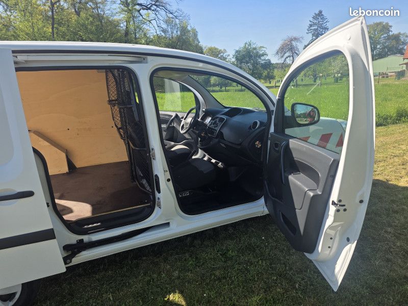 Renault KANGOO II EXPRESS 1.5 DCI 75CH ENERGY CONFORT EURO6 - 7400 EUROS HT (image 7)