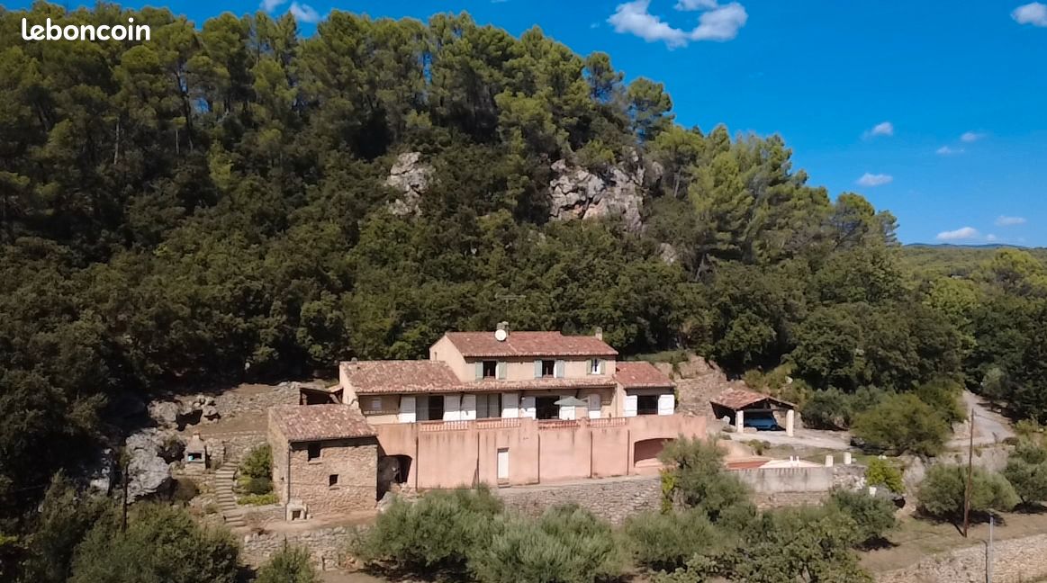 Maison 8 pièces 250 m² · à Salernes · 250 m² · 695 000 €