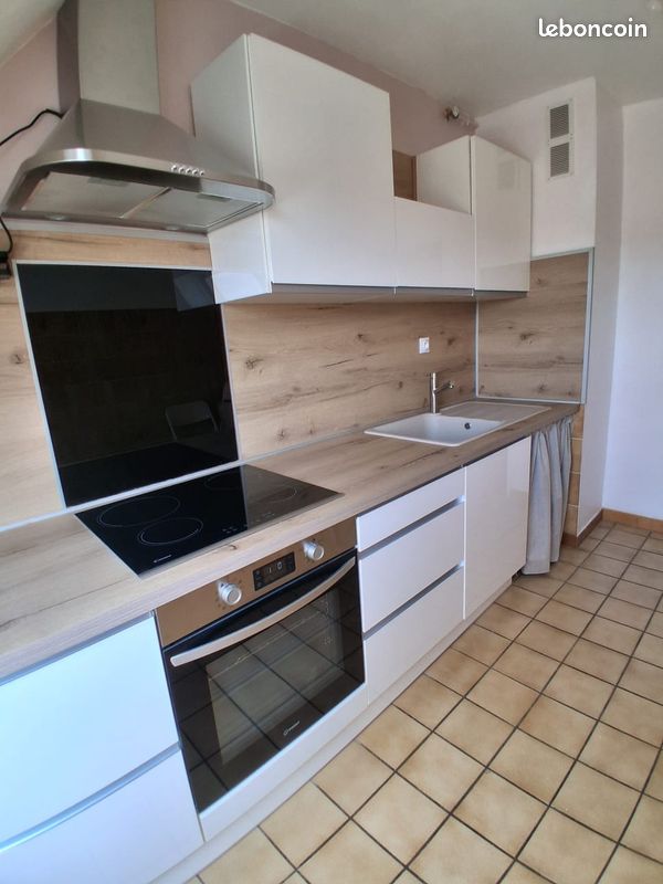 Appartement 5 pièces 83 m² · à Luxeuil-les-Bains · 82,5 m² · 695 €