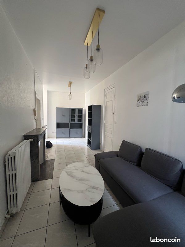 Appartement 3 pièces 55 m² · à Laval · 55 m² · 550 €