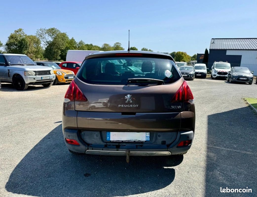 Peugeot 3008 GENERATION-I 1.6 HDI 115 ACTIVE (image 4)