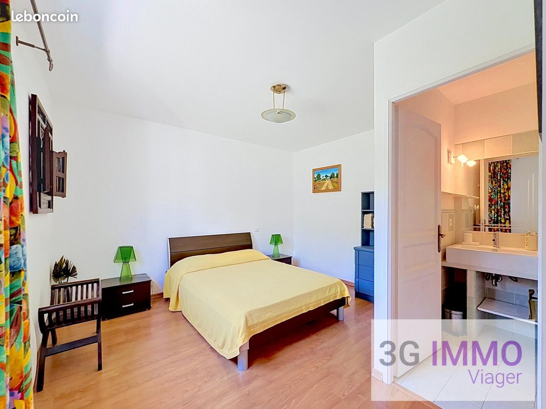 VILLA F5 plain-pieds 190m² | Terrasse et piscine | Nue-Propriété (image 10)