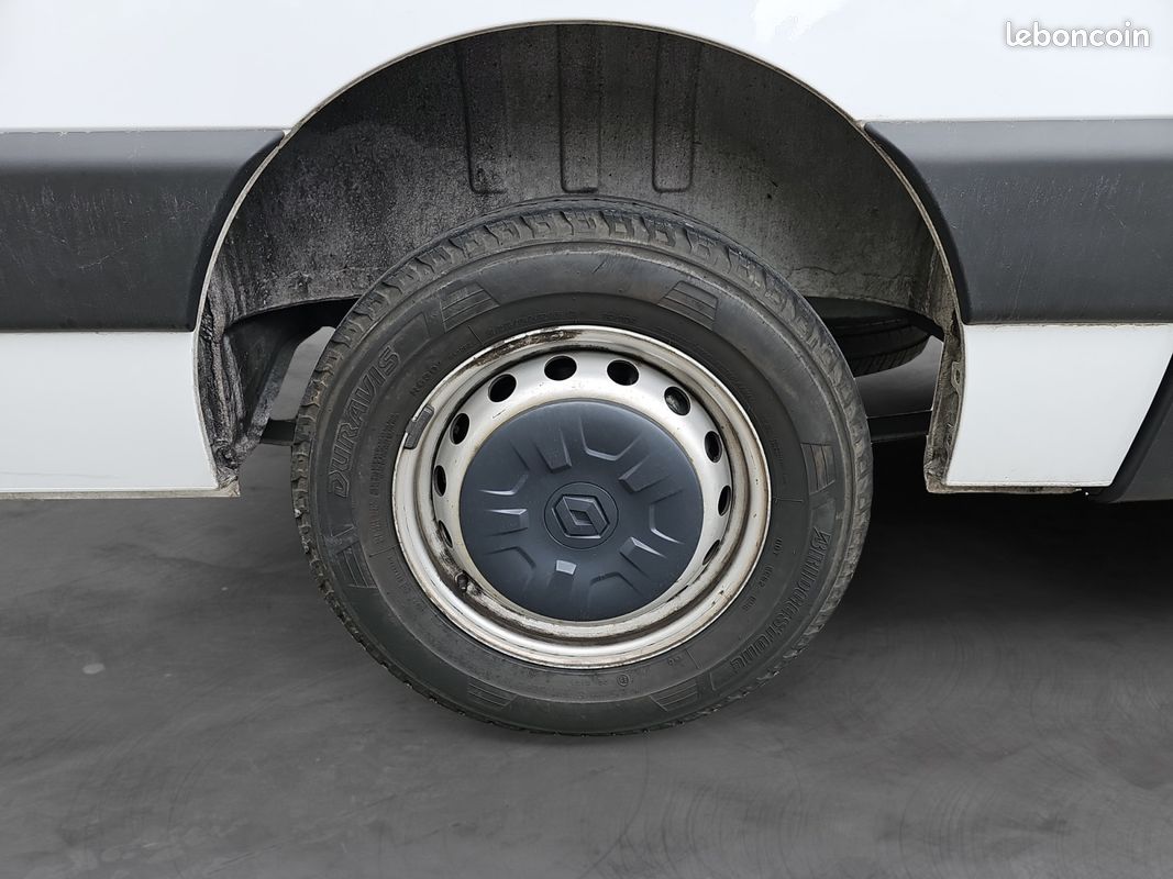 RENAULT MASTER III (2) 2.3 MASTER FOURGON L2H2 BLUE DCI 135Ch Garantie 12 mois (image 18)