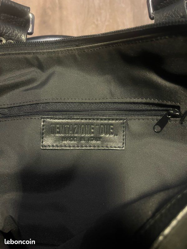 Sac à main en cuir Noir Tentazione Due (image 6)