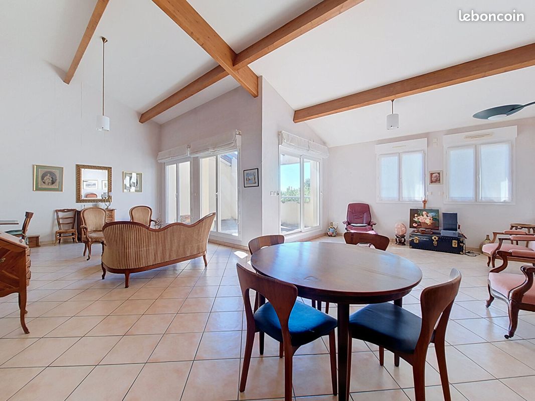 Appartement 3 pièces 102 m² · à Saintes · 102 m² · 226 000 €