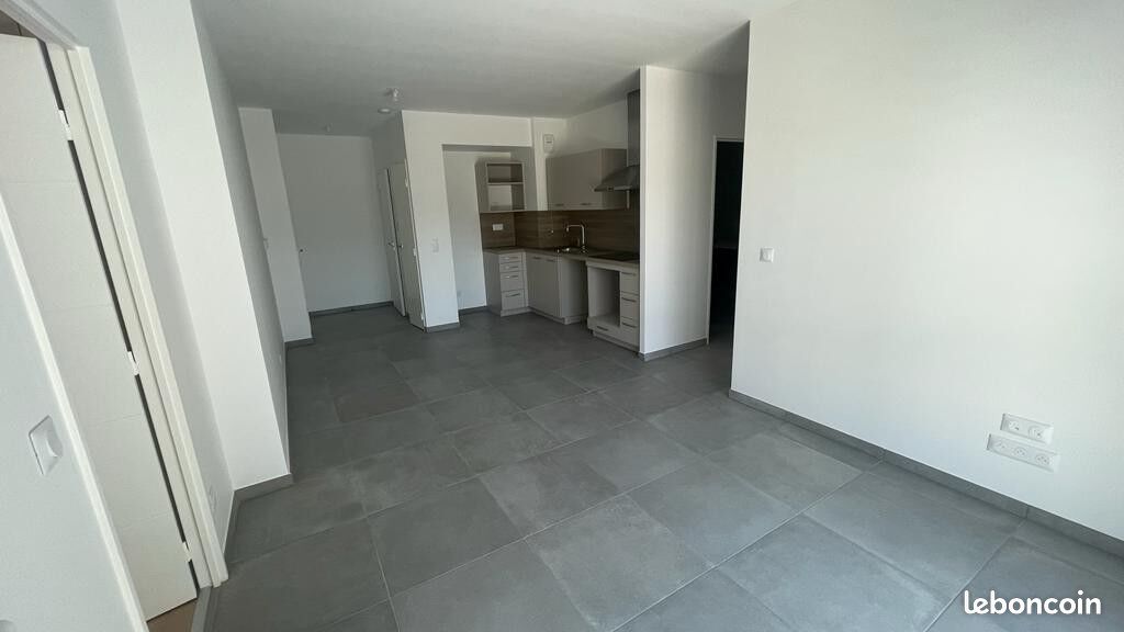 Appartement a louer sainte-foy-les-lyon - 3 pièce(s) - 57 m2 - Surfyn