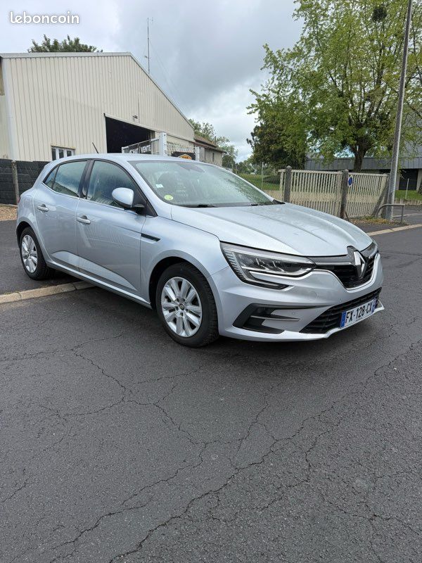 RENAULT MÉGANE IV BUSINESS 1.5 BLUE DCI 115 CH Excellent état – Révisée – Garantie nationale incluse (image 3)