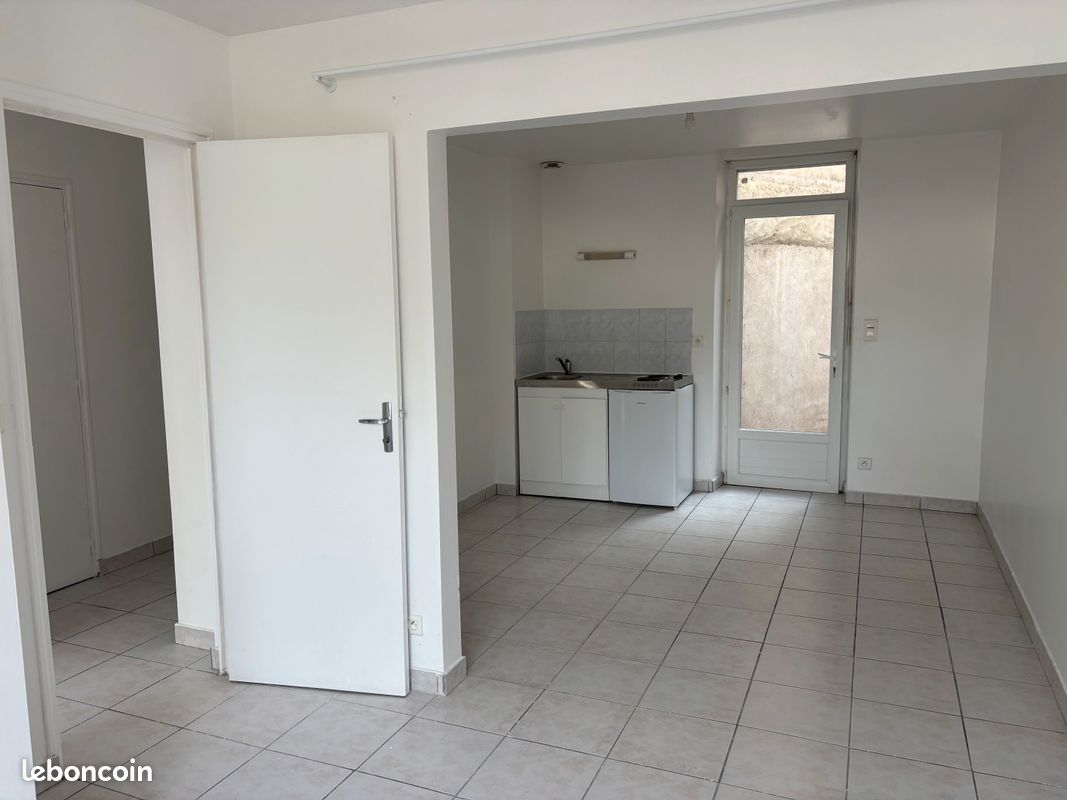 Appartement 2 pièces 43 m² · à Vallons-de-l'Erdre · 43 m² · 430 €/mois