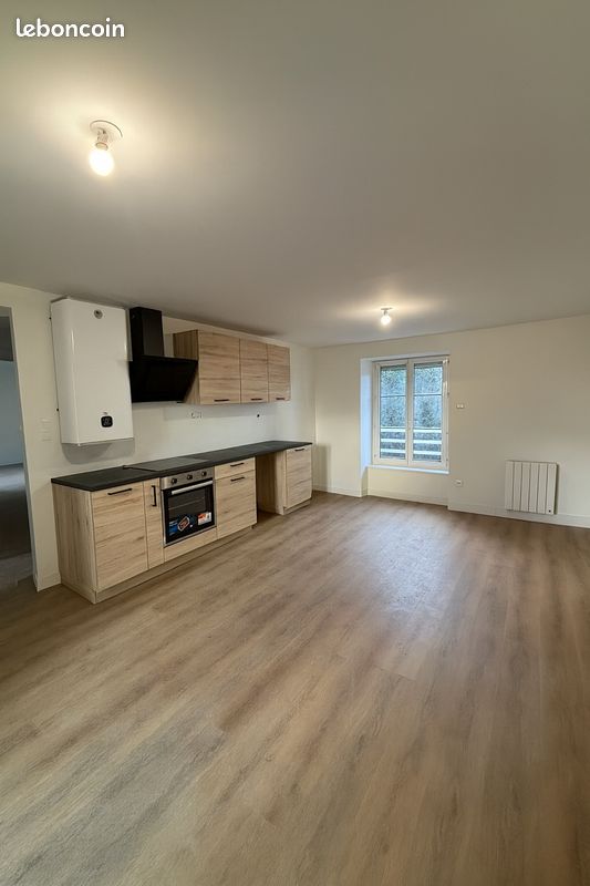 Appartement 3 pièces 48 m² · à Fougères · 48 m² · 650 €/mois