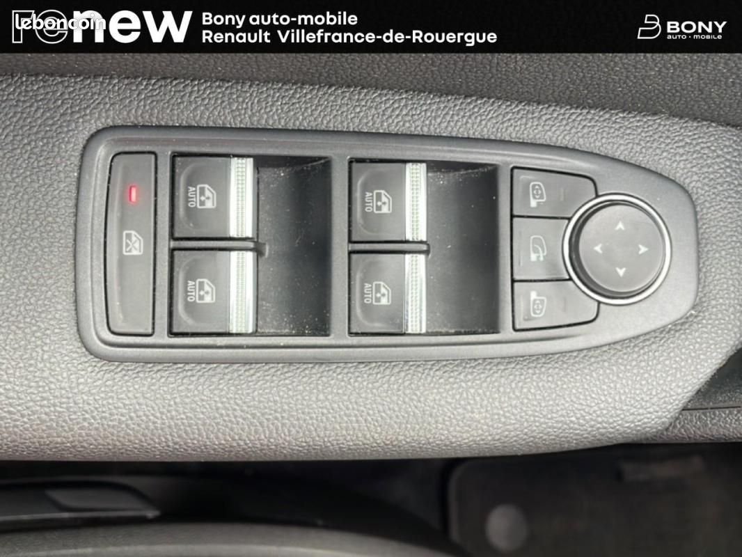 Renault Captur TCe 160 EDC - 21 Intens (image 22)