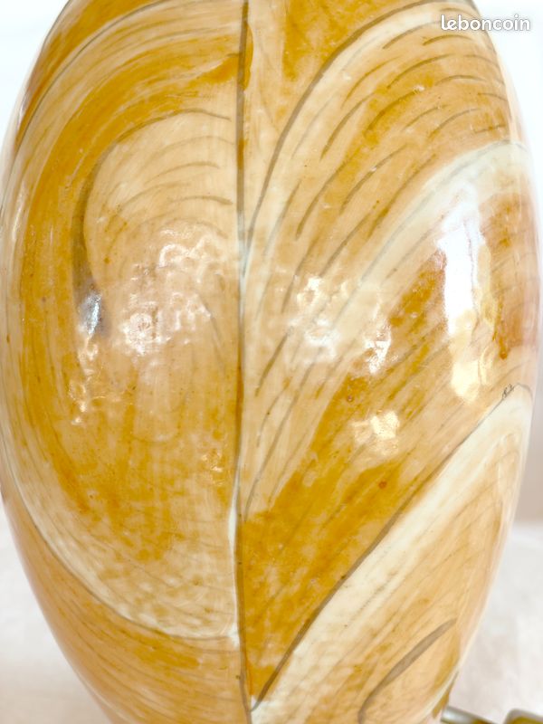 Grand double vase joint en porcelaine chinoise en style faux-bois circa 1910 (image 14)