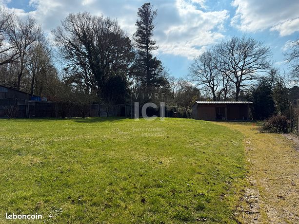 Terrain 883 m² SAINT PERE EN RETZ
