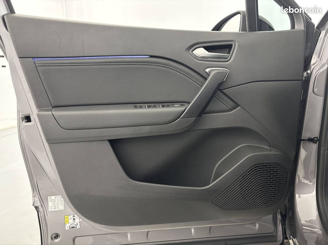 RENAULT Captur E-Tech full hybrid 145 Techno (image 11)