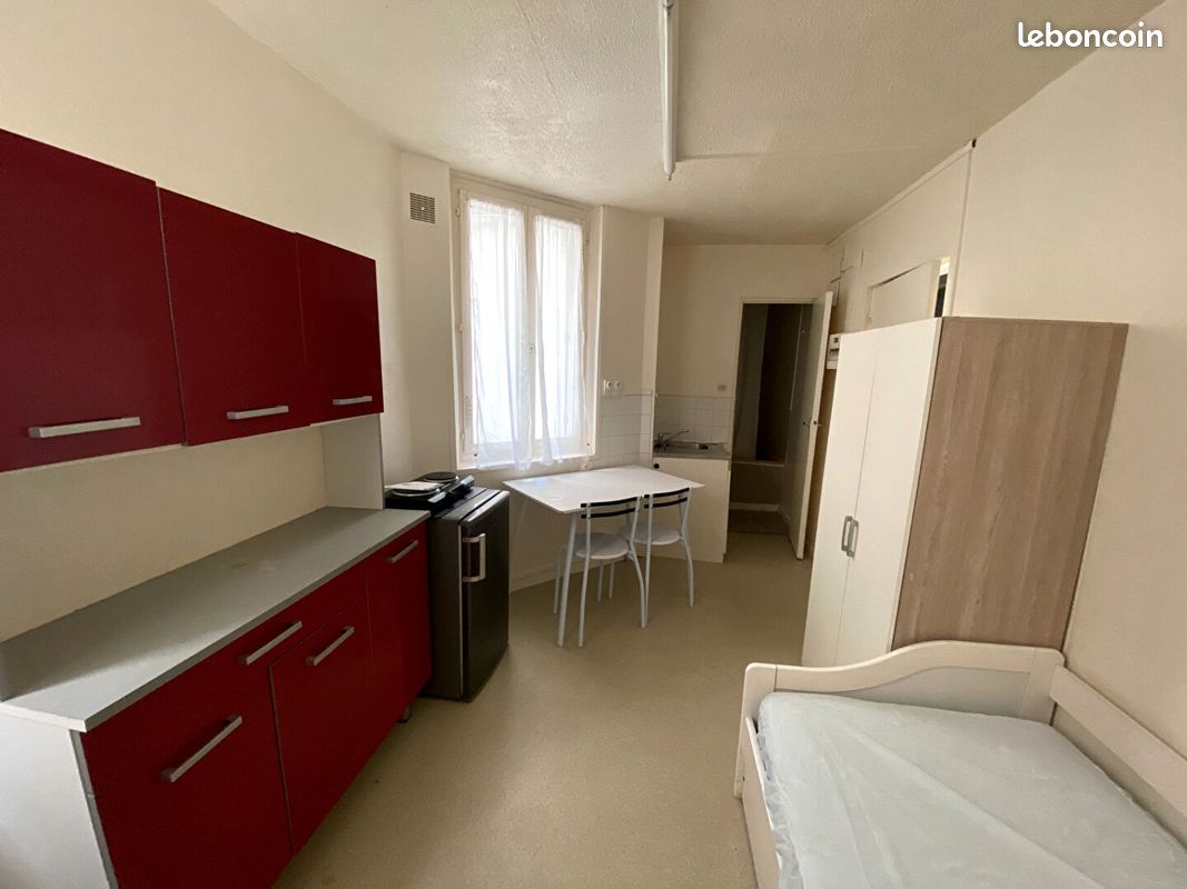 Appartement 1 pièce 11 m² · à Saint-Quentin · 11 m² · 280 €/mois