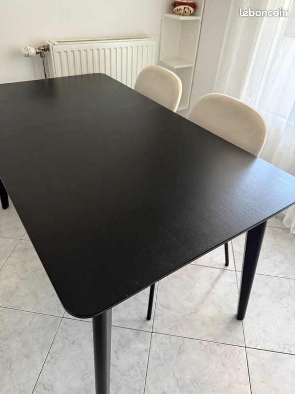 Table a manger (image 3)