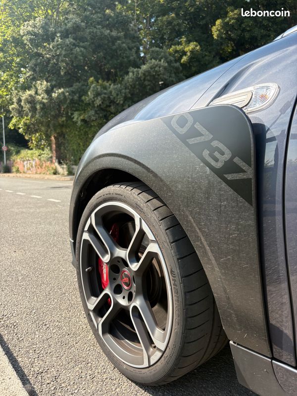 MINI John Cooper Works GP3 – 306 ch – N° 737/3000 – Édition ultra exclusive (image 9)