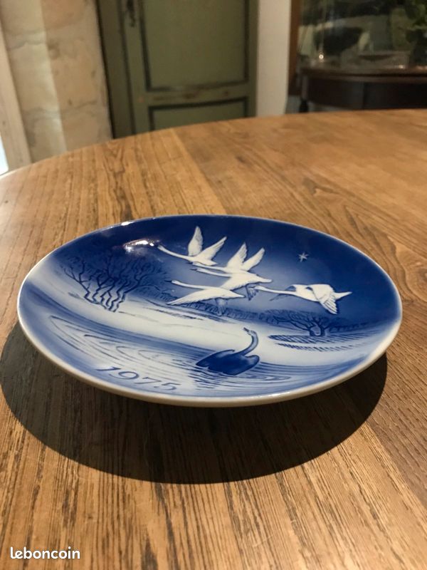 Assiette décorative de la manufacture Royal Copenhague (image 8)