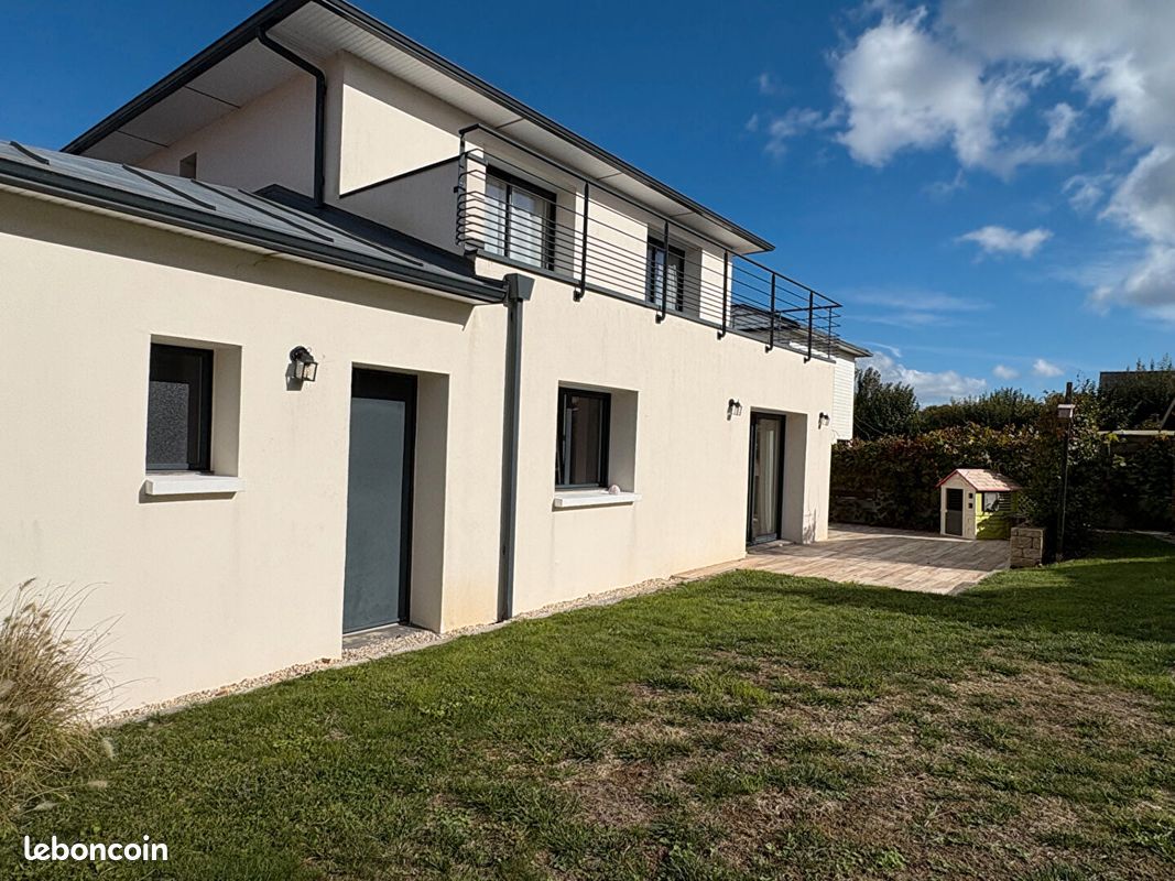Maison 6 pièces 136 m² · à Milizac-Guipronvel · 136 m² · 382 000 €
