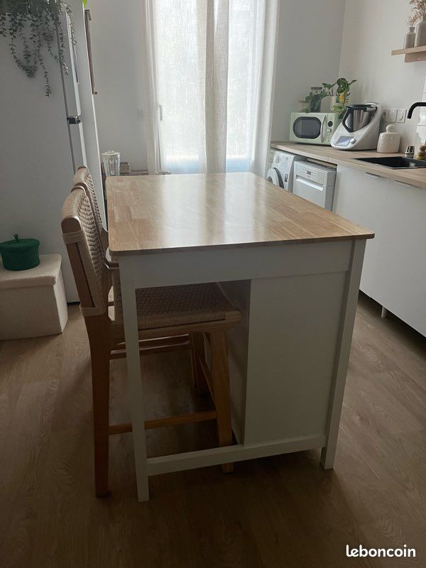 Îlot central Sweeek + 2 tabourets – Parfait état (image 2)