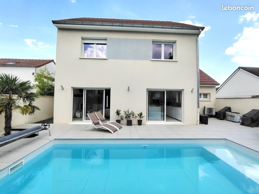 Maison 5 pièces 152 m² · à Agencourt · 152 m² · 375 000 €