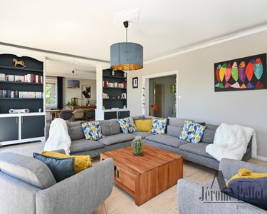 Maison 800 000 € - 235 m²