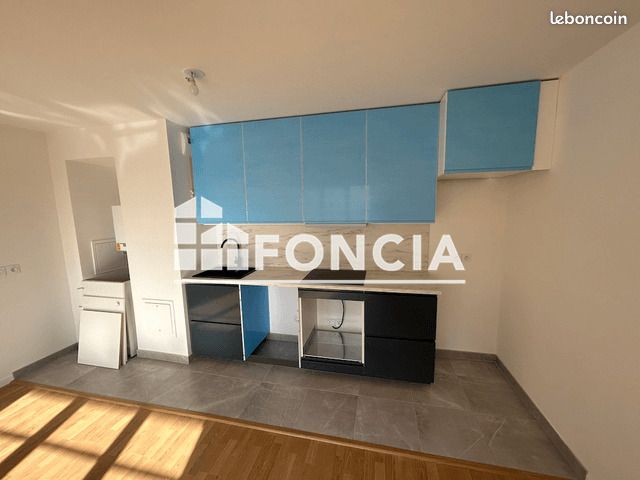 Appartement a louer - 3 pièce(s) - 58 m2 - Surfyn