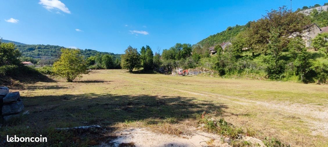 Terrain Vouglans (Jura) 4000m² · à Lect · 85 000 €